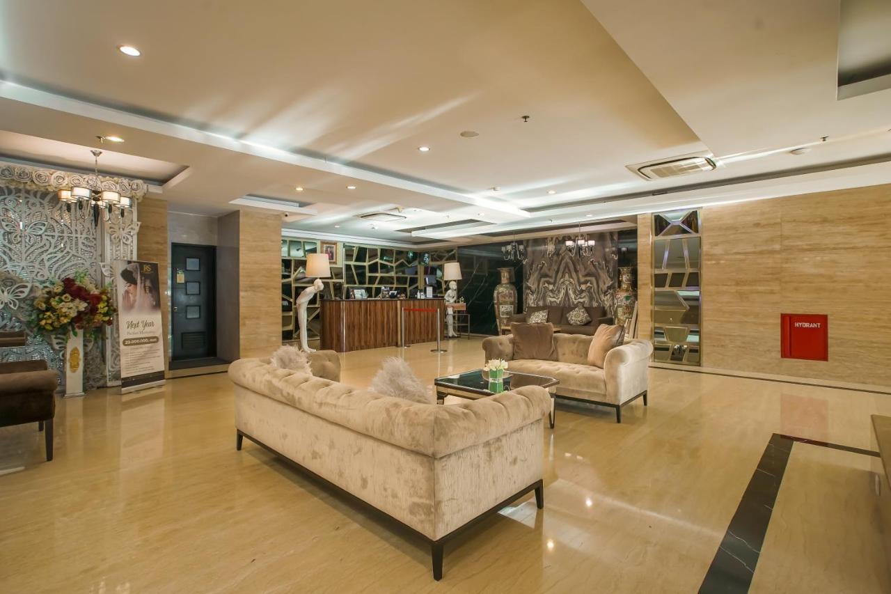 รอยัล เรกันตริส เจนดานา ชื่อเดิมรอยัลซิงโกซารี Hotel สุราบายา ภายนอก รูปภาพ