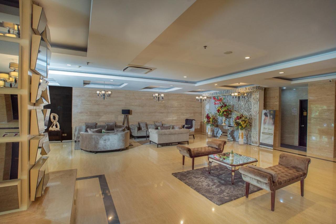 รอยัล เรกันตริส เจนดานา ชื่อเดิมรอยัลซิงโกซารี Hotel สุราบายา ภายนอก รูปภาพ