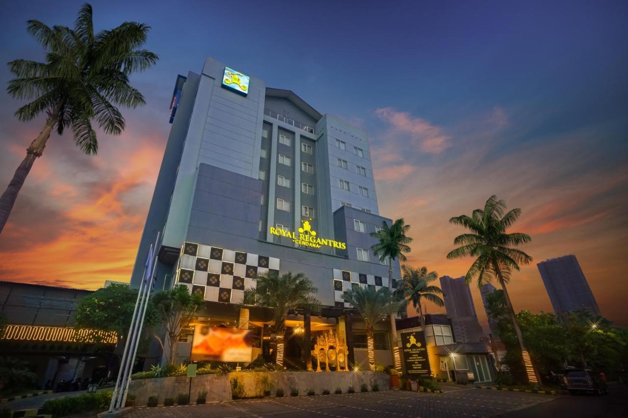 รอยัล เรกันตริส เจนดานา ชื่อเดิมรอยัลซิงโกซารี Hotel สุราบายา ภายนอก รูปภาพ